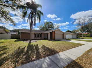 17531 Brandywine Dr, Lutz, FL 33549