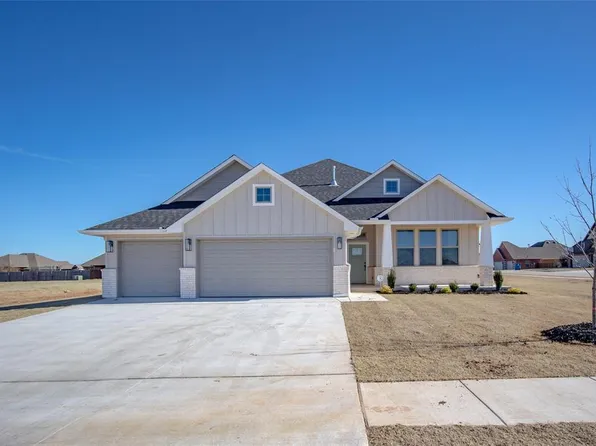 1402 Buckhorn Pl, Tuttle, OK 73089