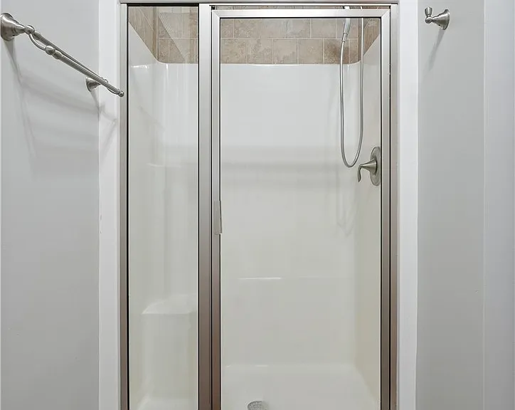 415 Highgrove Dr — Photo 28