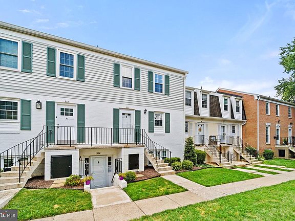 5th image of 95C Leeds Ct