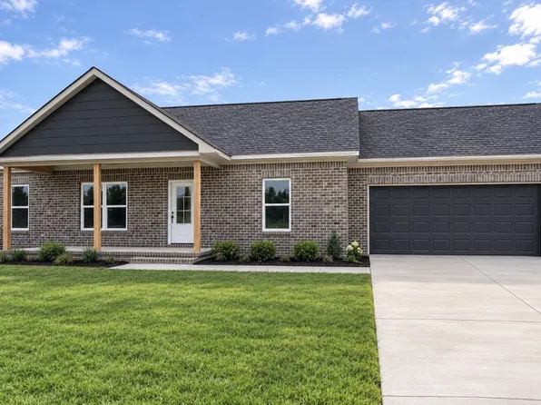 105 Green Meadow Dr, Smithville, TN 37166