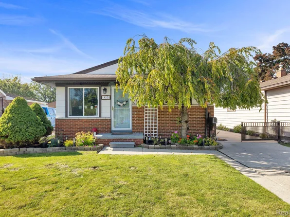 14326 Longtin St, Southgate, MI 48195