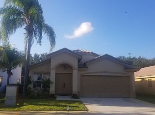 20519 SW 1st St, Pembroke Pines, FL 33029