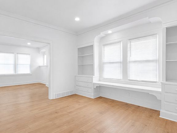 5th image of 12710 Imperial Ave #B