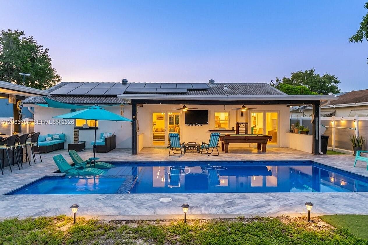 22330 SW 65th Ave — Boca Dunes Country Club