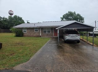 605 S 4th St, Eufaula, OK 74432