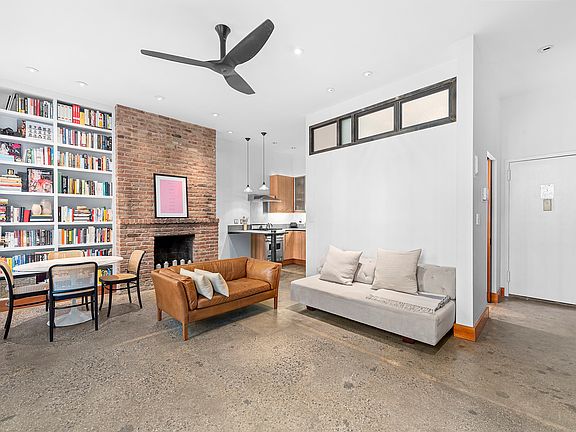 2nd image of 822 Greenwich St APT 2B
