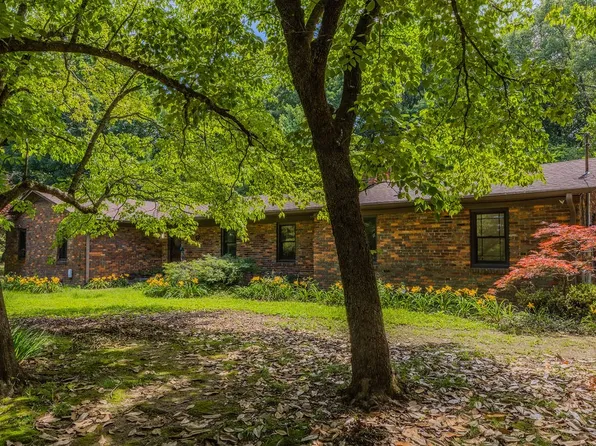924 Spring Valley Rd, McMinnville, TN 37110