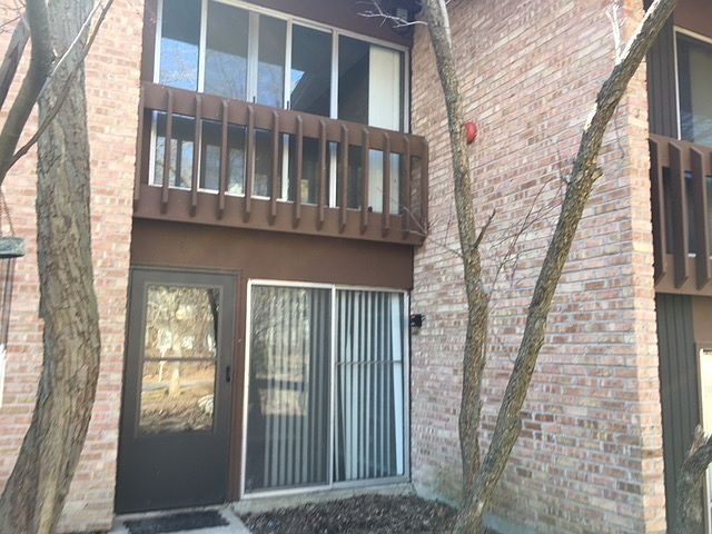 1st image of 5907 Meadow Dr #5907