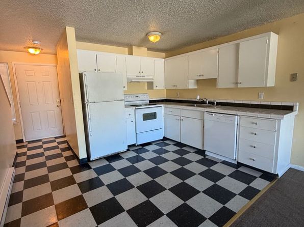 2925 SE 50th Ave APT 18