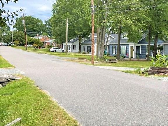 3rd image of 2314 Burnley Ave
