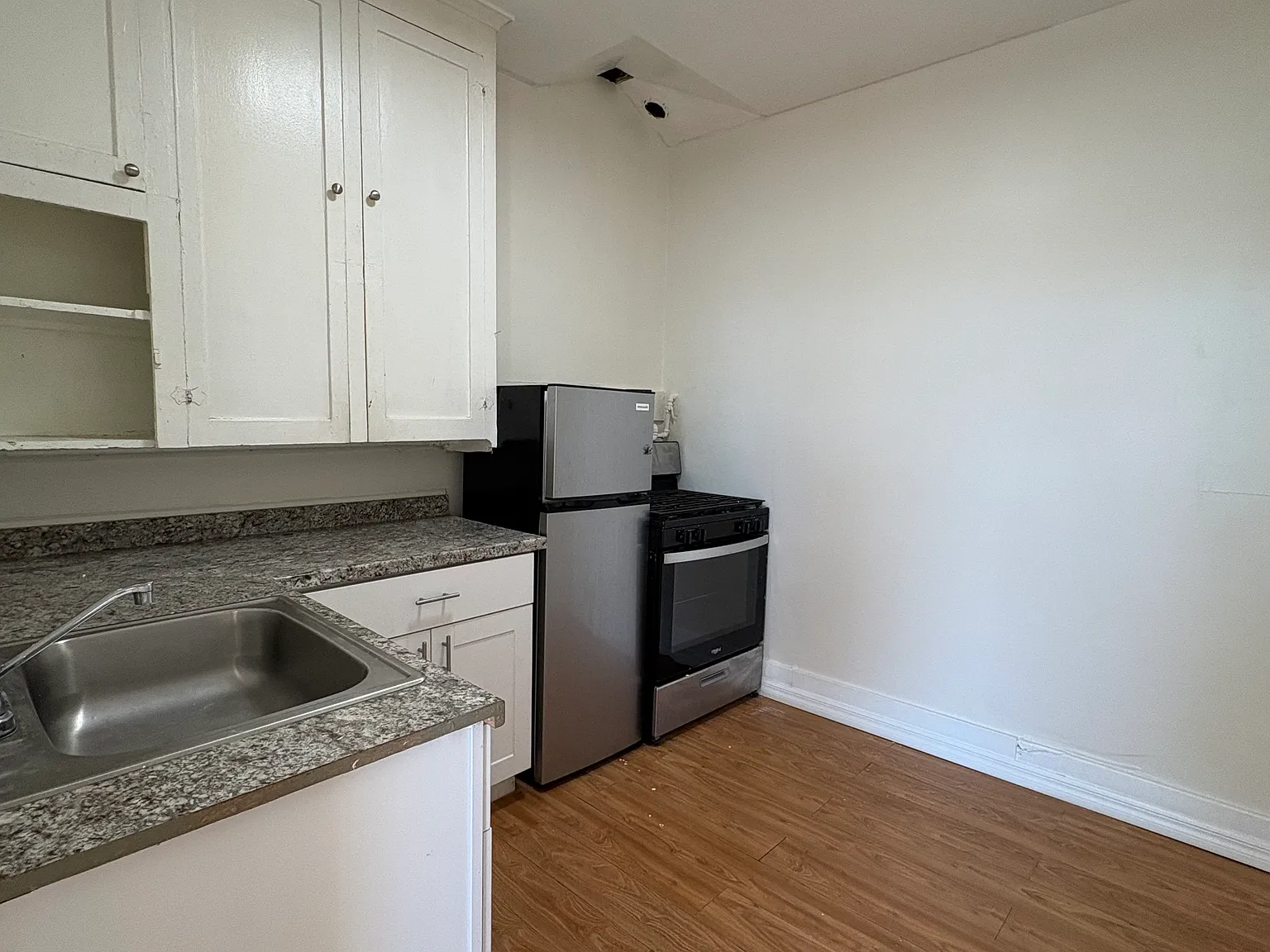 1 bed, $1,950 — Photo 4