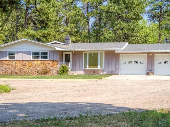 1530 Montana Ave, Upton, WY 82730