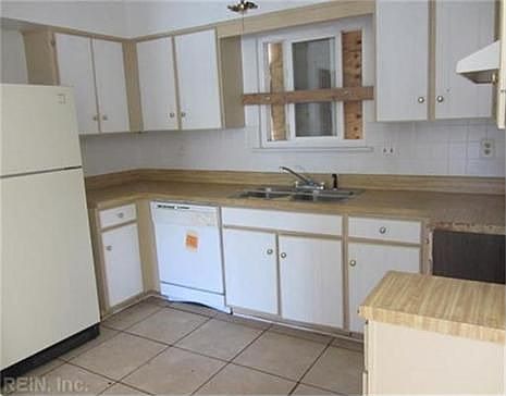 2nd image of 5109 Eksdale Ct
