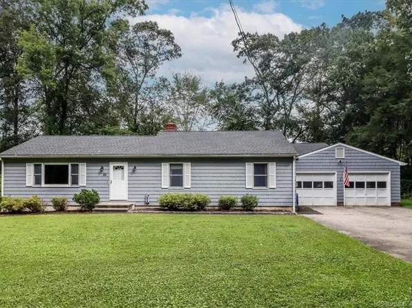20 Shepaug Road, Newtown, CT 06482