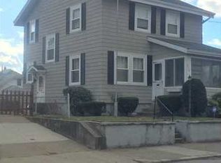 238 W Forest Ave, Pawtucket, RI 02860