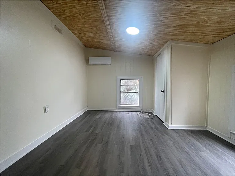 2129 Union St #A — Photo 8