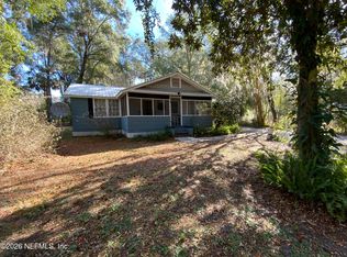 210 PINE Avenue, Pomona Park, FL 32181