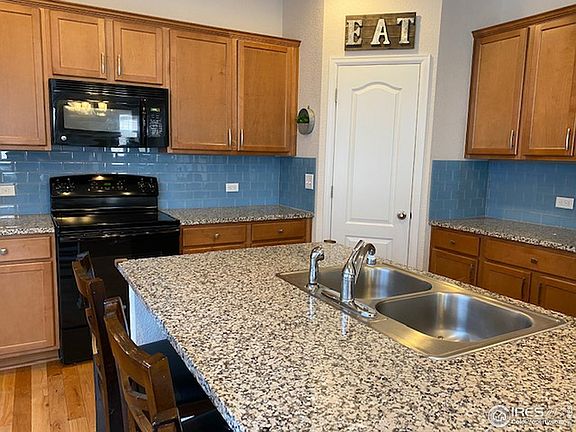 3rd image of 1546 Reynolds Dr