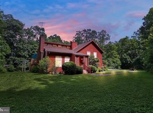 131 Hoffman Rd, Gettysburg, PA 17325