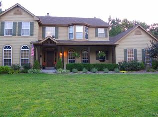 917 Crown Pointe Terrace Ct, Wildwood, MO 63021