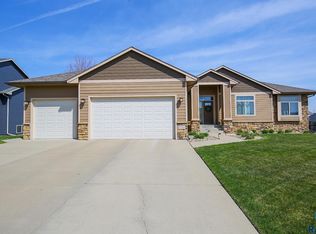 7212 E Archstone St, Sioux Falls, SD 57110