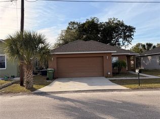 1911 Brown St NE, Winter Haven, FL 33881