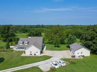 1663 Triple South Rd, Greenville, IL 62246