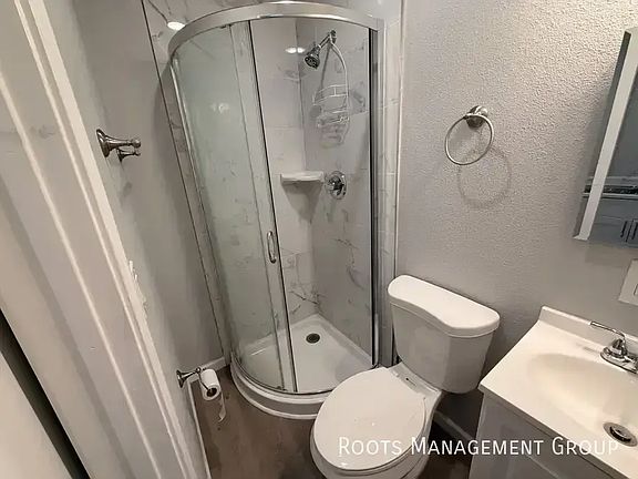 5th image of 1608 E Main St #2