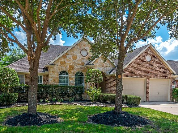 2nd image of 7210 Garretts Cove Ct