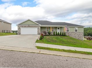 175 Ridgeview Dr, Saint Robert, MO 65584