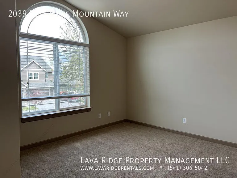 2039 Cradle Mountain Way — Photo 10
