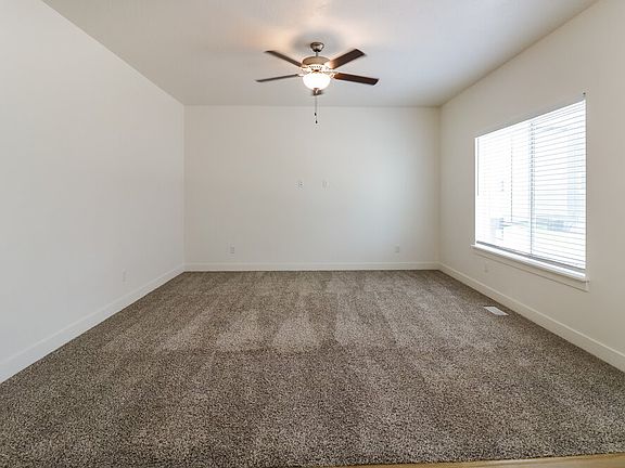 5th image of 4907 E Breezy Patch Rd