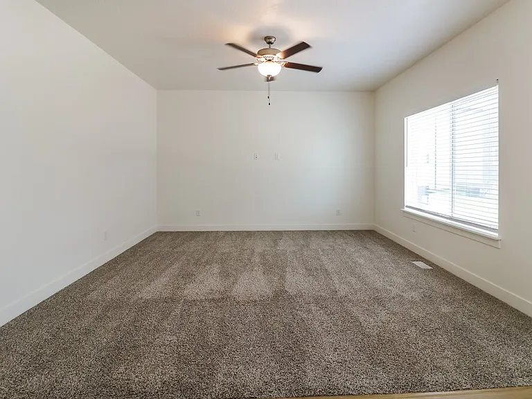 4907 E Breezy Patch Rd — Photo 5