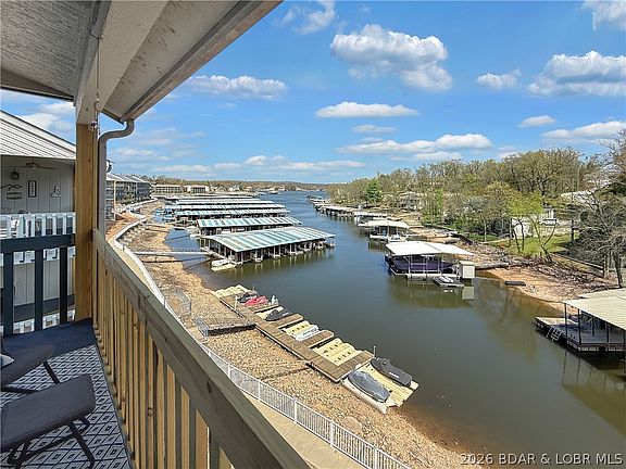 2nd image of 1442 Nichols Rd #H-401