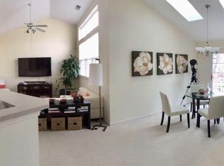 2435 Sheehan Dr UNIT 104, Naperville, IL 60564