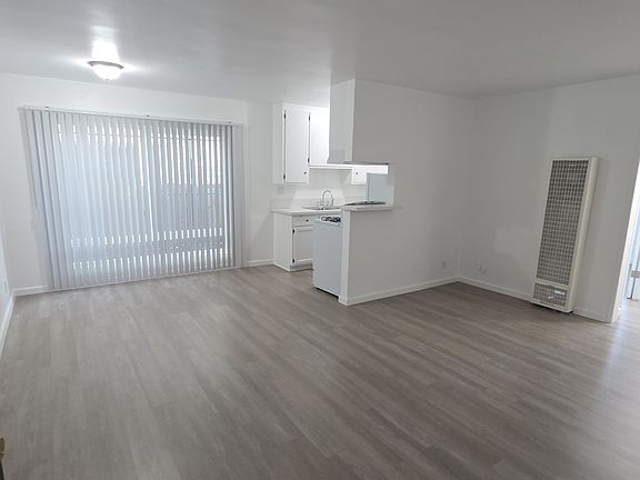 2nd image of 12101 Pacific Ave APT 5