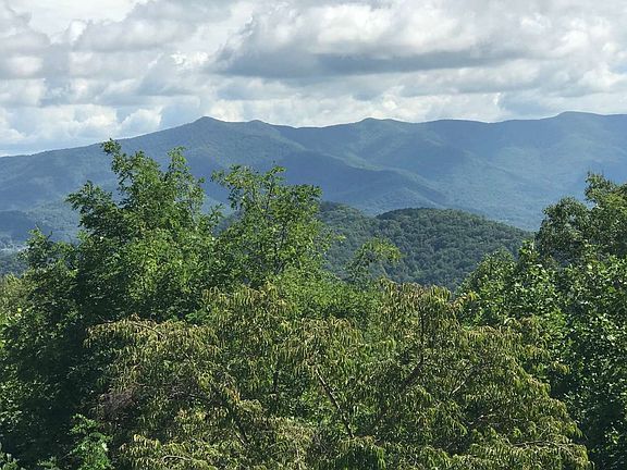 5th image of 24/25 Overlook At Yh Young