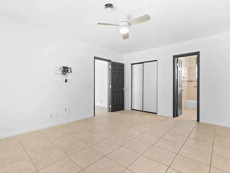 2235 Coolidge St #1 — Photo 18