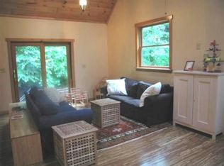 574 Forest Rd, Lyndeborough, NH 03082