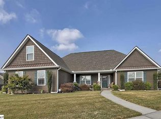 109 Redstem Dr, Simpsonville, SC 29681