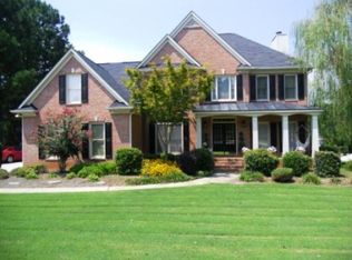 150 Hidden Lake Dr, Fayetteville, GA 30215
