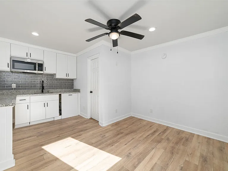 7125 Conley St — Photo 23