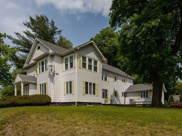 93 Burncoat St, Worcester, MA 01605