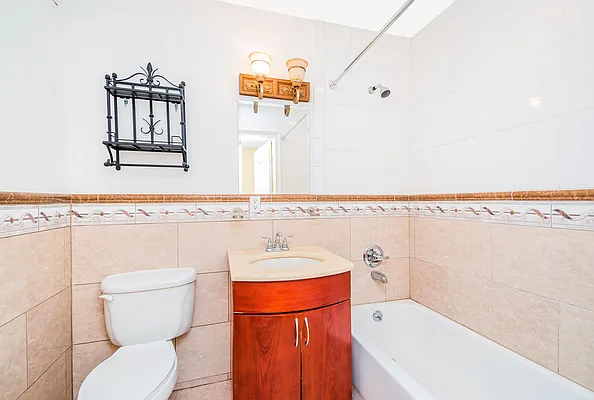 Sold by REMAX Distinguished Homes | media 7