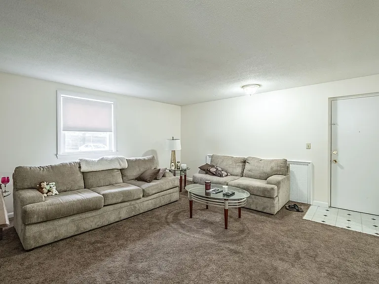 Cedarwoods Apartments — Photo 4