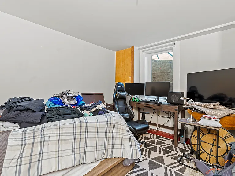 6804 Calverton Dr — Photo 13