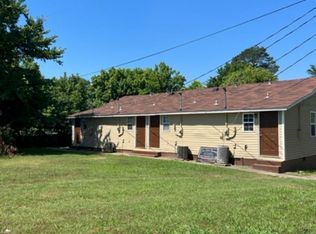 323 W Market St APT 15, Somerville, TN 38068