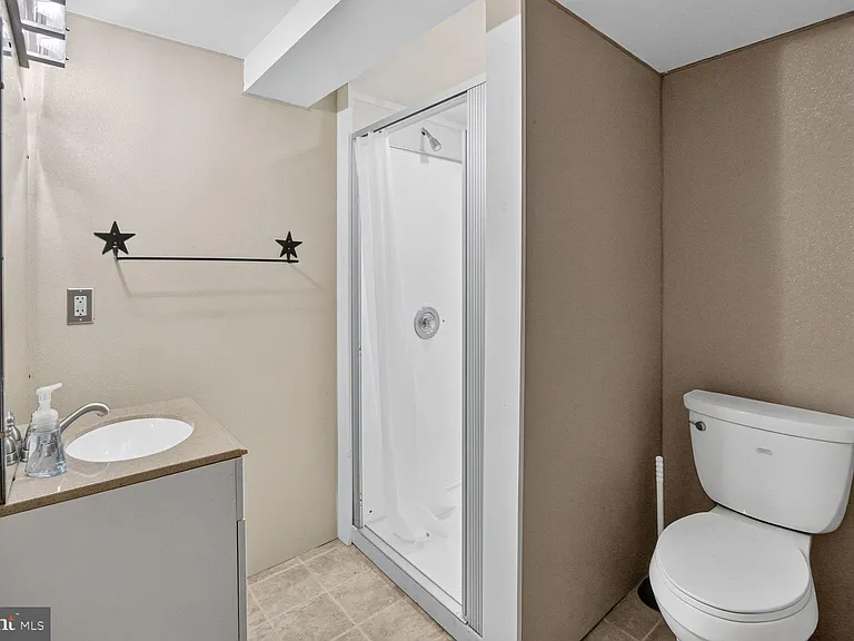23 Underwood Pl — Photo 14