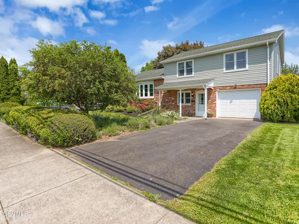 609 N Broad St, Selinsgrove, PA 17870